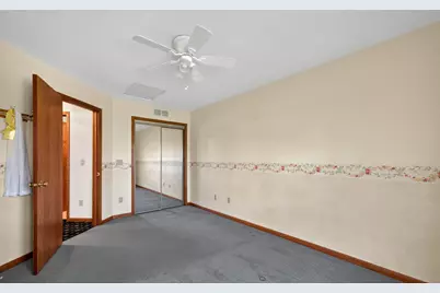 1224 Bellevue Drive, Dekalb, IL 60115 - Photo 33