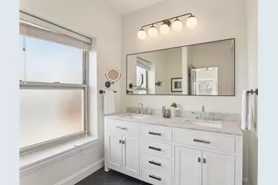 4445 N Magnolia Avenue #3, Chicago, IL 60640 - Photo 23