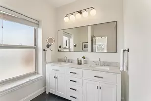 4445 N Magnolia Ave, Chicago, IL 60640 - Photo 23