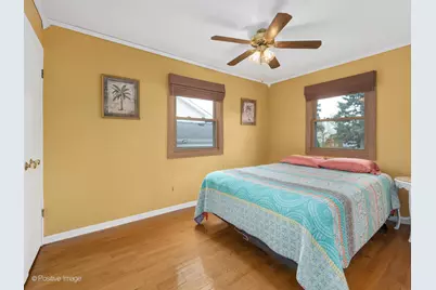 1406 E Elm Street, Wheaton, IL 60189 - Photo 9