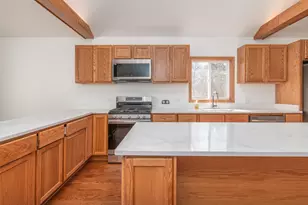 39763 N Rena Ave, Antioch, IL 60002 - Photo 3