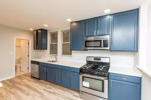 6136 N Mozart St, Chicago, IL 60659 - Photo 3