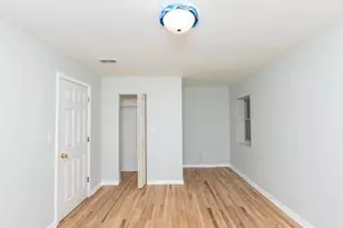 6136 N Mozart St, Chicago, IL 60659 - Photo 13