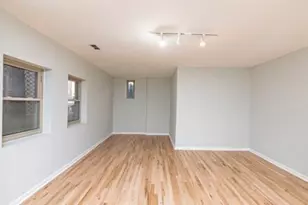 6136 N Mozart St, Chicago, IL 60659 - Photo 7