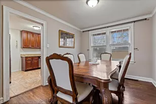 9542 S Campbell Ave, Evergreen Park, IL 60805 - Photo 7