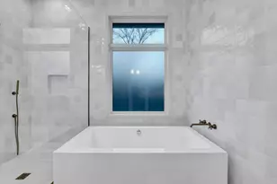 19 Heritage Dr, Highland Park, IL 60035 - Photo 13