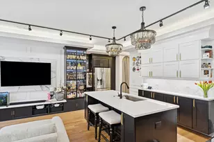 3105 S Giles Ave, Chicago, IL 60616 - Photo 7