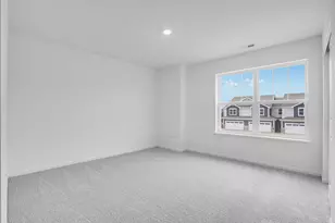 1015 Shagbark Ln, West Dundee, IL 60118 - Photo 5