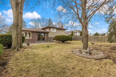 8518 Candlelight West Drive, Willow Springs, IL 60480 - Photo 17