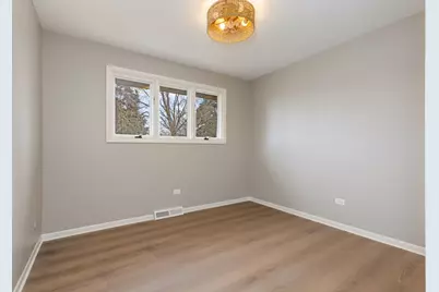 8518 Candlelight West Drive, Willow Springs, IL 60480 - Photo 13