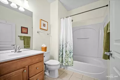 [Address not provided], Elgin, IL 60124 - Photo 15