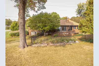 1430 Sylvan Court, Freeport, IL 61032 - Photo 41