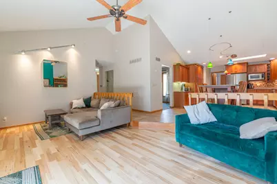 1430 Sylvan Court, Freeport, IL 61032 - Photo 17