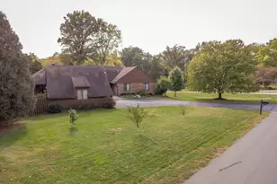 1430 Sylvan Ct, Freeport, IL 61032 - Photo 37