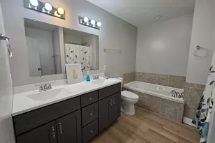 728 Kristin Dr, Normal, IL 61761 - Photo 17