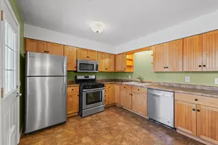 1423 Rose Dr, Champaign, IL 61821 - Photo 9