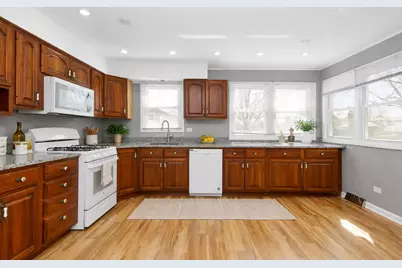 18031 65th Avenue, Tinley Park, IL 60477 - Photo 3