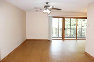 4943 E Circle Dr, Crestwood, IL 60418 - Photo 9