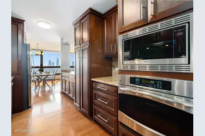 360 E Randolph Street #3902, Chicago, IL 60601 - Photo 11