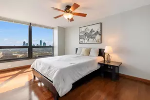 360 E Randolph St, Chicago, IL 60601 - Photo 15