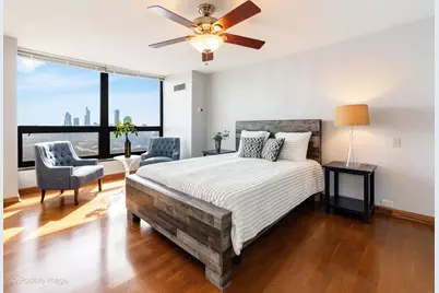 360 E Randolph Street #3902, Chicago, IL 60601 - Photo 17