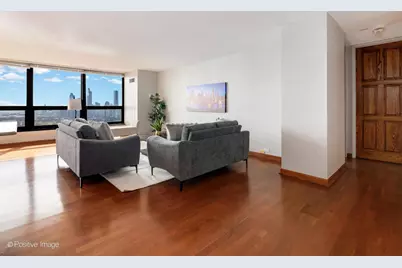 360 E Randolph Street #3902, Chicago, IL 60601 - Photo 3
