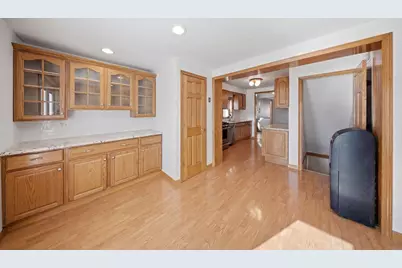 5325 N Meade Avenue, Chicago, IL 60630 - Photo 5