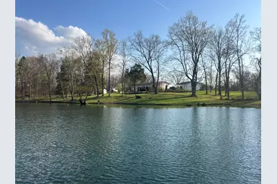 305 Campers Lane, Creal Springs, IL 62922 - Photo 5