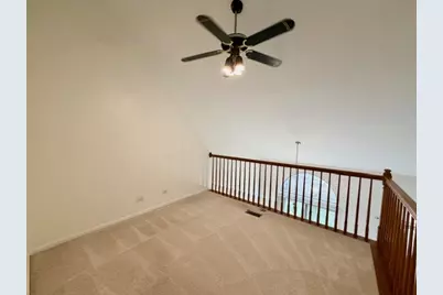 627 Cobblestone Court, Elgin, IL 60120 - Photo 9