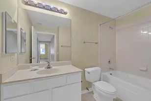 [Address not provided], Park Ridge, IL 60068 - Photo 11