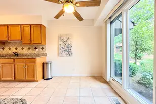 1846 Mission Hills Ln, Northbrook, IL 60062 - Photo 3
