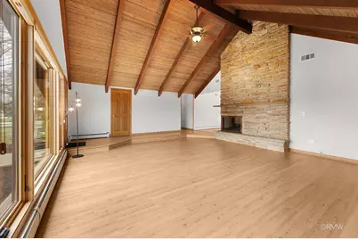 21W301 Par Lane, Itasca, IL 60143 - Photo 5