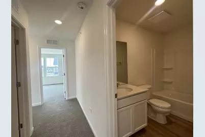 2320 Horseshoe Circles, Naperville, IL 60564 - Photo 17