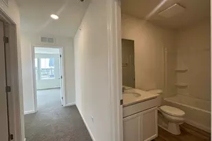 2320 Horseshoe Circles, Naperville, IL 60564 - Photo 17