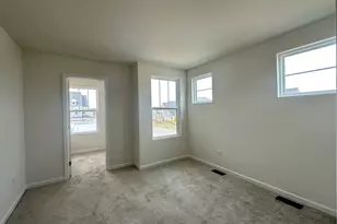 2320 Horseshoe Circles, Naperville, IL 60564 - Photo 15