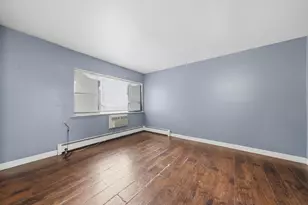 7854 S South Shore Dr, Chicago, IL 60649 - Photo 9