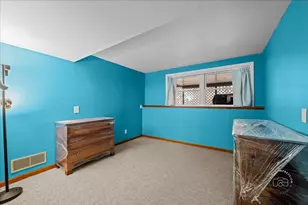 701 Viking Dr, Batavia, IL 60510 - Photo 19