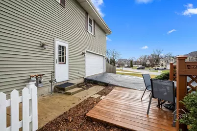 701 Viking Drive, Batavia, IL 60510 - Photo 27
