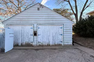 1811 Odgen Ave, Lisle, IL 60532 - Photo 7