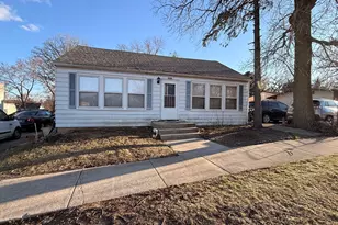 1811 Odgen Ave, Lisle, IL 60532 - Photo 9