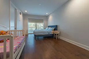 3839 N Ashland Ave, Chicago, IL 60613 - Photo 17