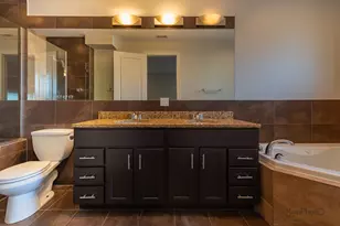 3839 N Ashland Ave, Chicago, IL 60613 - Photo 21