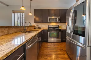 3839 N Ashland Ave, Chicago, IL 60613 - Photo 11