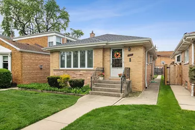 6034 N Keating Avenue, Chicago, IL 60646 - Photo 1
