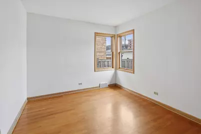 6034 N Keating Avenue, Chicago, IL 60646 - Photo 9