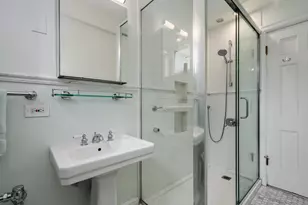 73 E Elm St, Chicago, IL 60611 - Photo 21