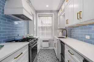 73 E Elm St, Chicago, IL 60611 - Photo 9