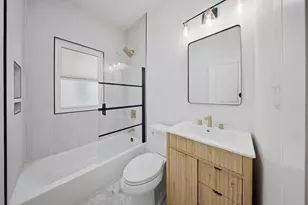 5414 W Eddy St, Chicago, IL 60641 - Photo 13