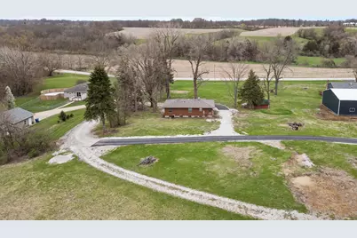 6206 Telegraph Road, Davenport, IA 52804 - Photo 11
