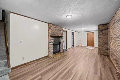 6206 Telegraph Road, Davenport, IA 52804 - Photo 27